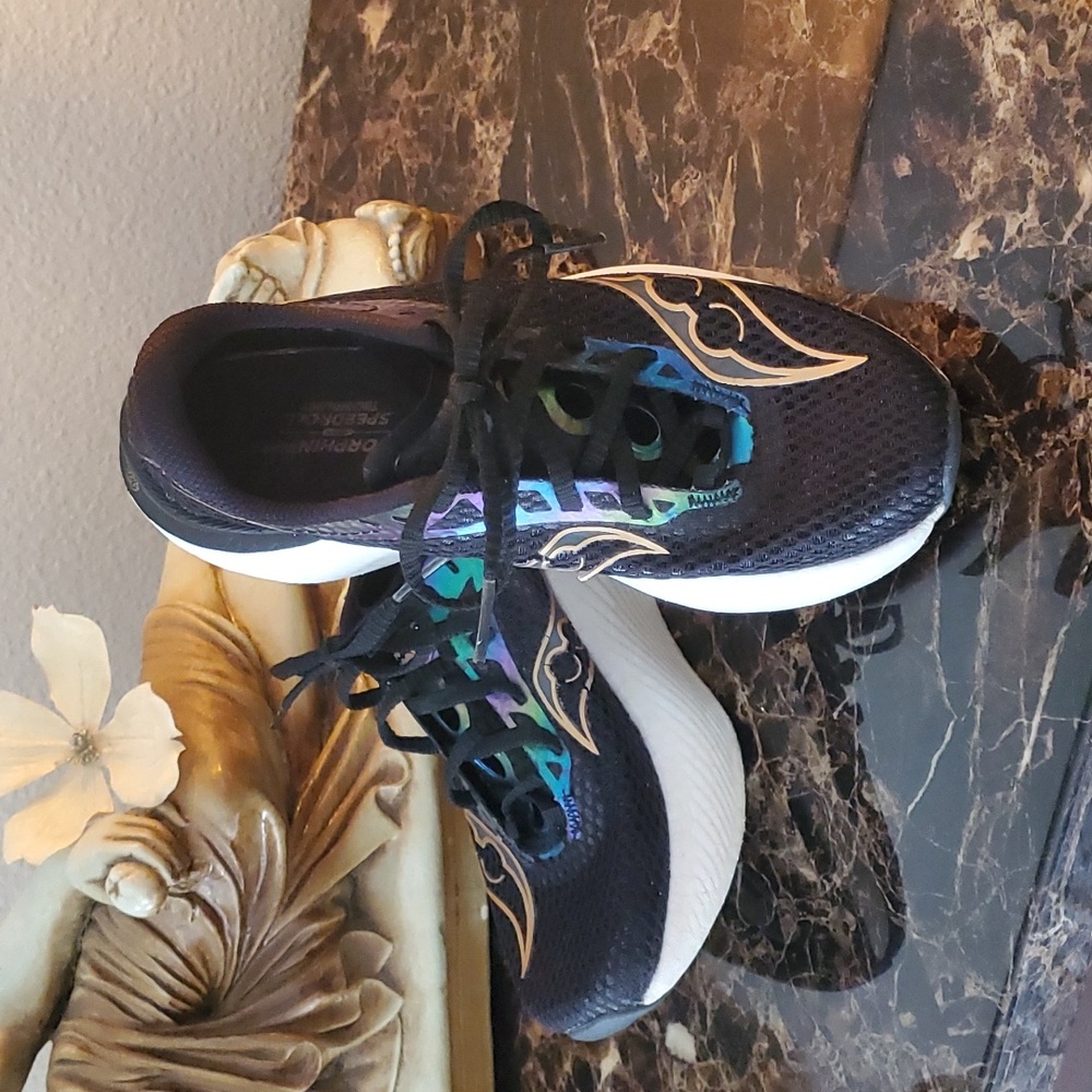 Saucony endorphin pro 3 running shoes